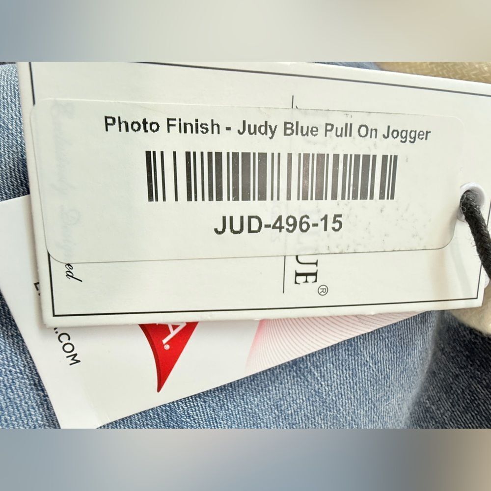 Judy Blue Pull on Jogger Jeans - Picture 6 of 8